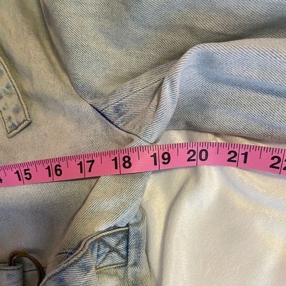 One Teaspoon Cropped Jean Jacket - Picture 9 of 10